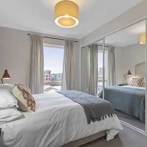Centre, Sleeps 6 Apartment
